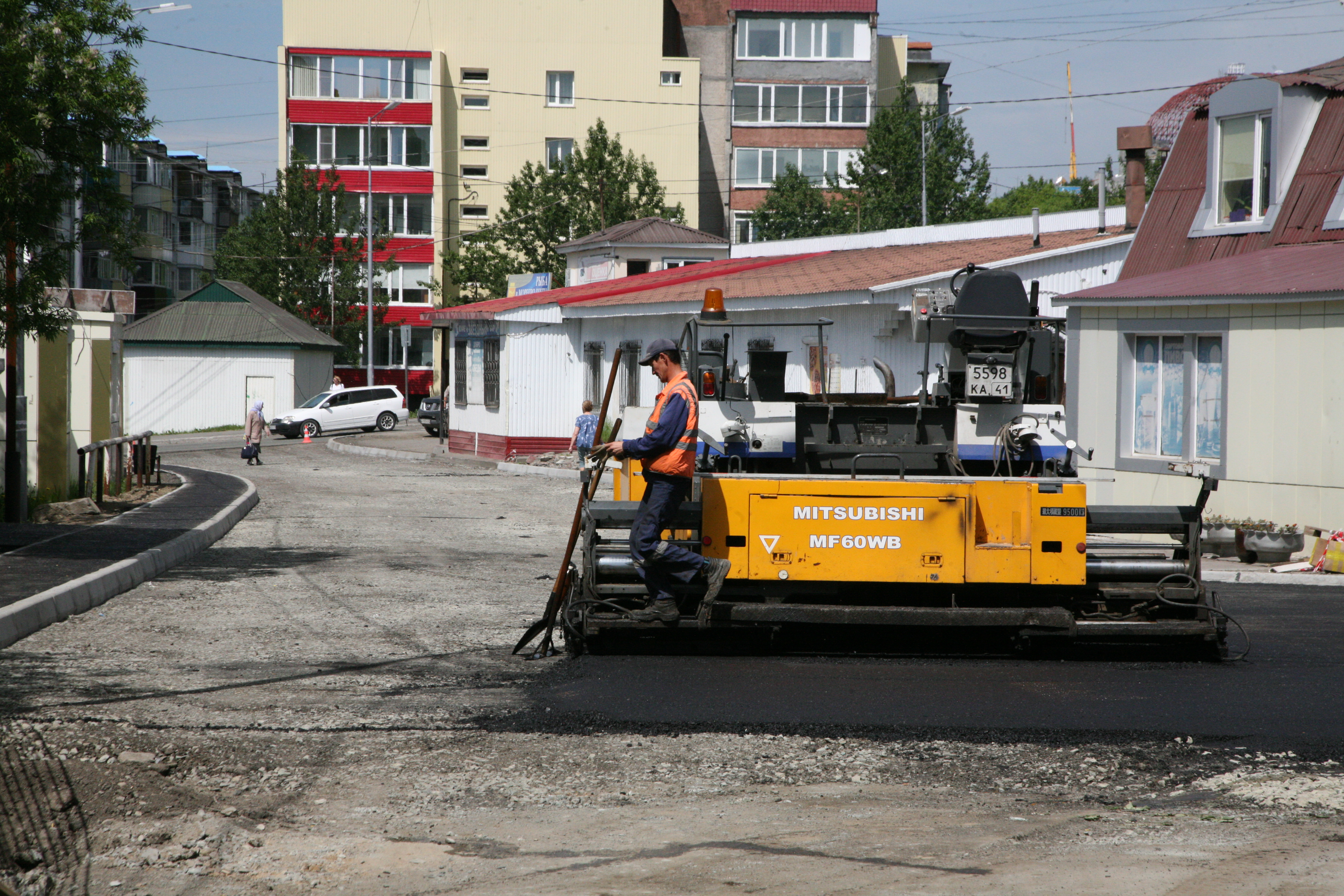 В Петропавловске-Камчатском продолжается ремонт дорог и проездов |  26.07.2018 | Новости Петропавловск-Камчатского - БезФормата