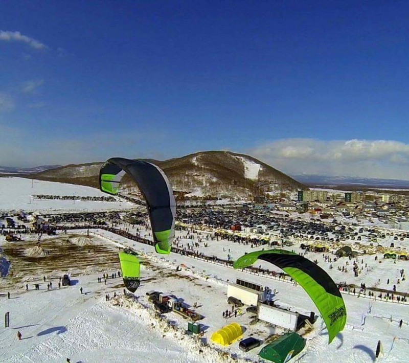 По снежным просторам под куполом воздушного змея – соревнования по сноукайтингу пройдут на «Снежном пути-2018»