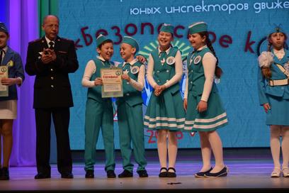 Команда средней школы № 36 представит Камчатку на Всероссийском конкурсе юных инспекторов 