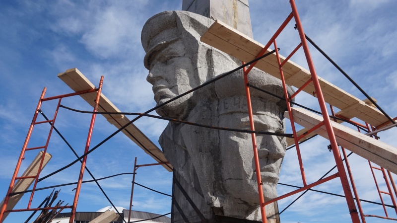 В Петропавловске-Камчатском начался капитальный ремонт монумента Славы пограничникам