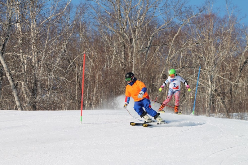 В краевой столице прошли соревнования по горнолыжному спорту