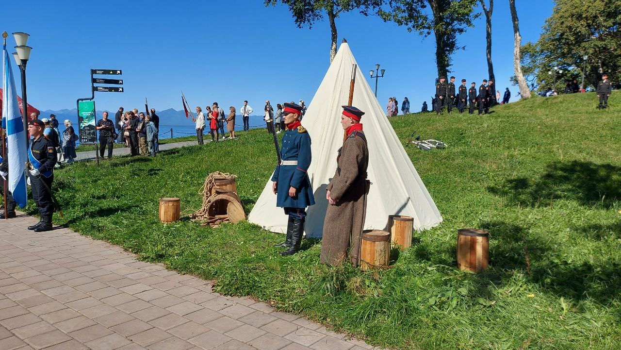 Петропавловск-Камчатский отметил 168 лет со дня героической обороны от нападения англо-французской эскадры