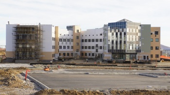 В Петропавловске-Камчатском завершается строительство первого этапа новой краевой больницы