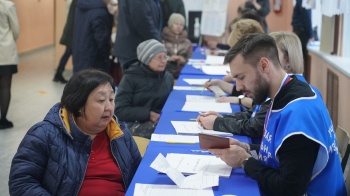 В краевой столице открылись все избирательные участки