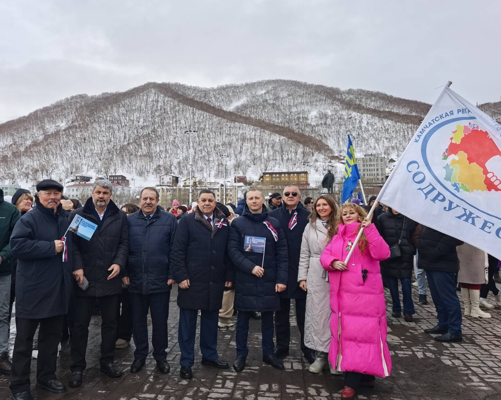 Краевая столица отметила Крымскую весну Краевая столица отметила Крымскую весну