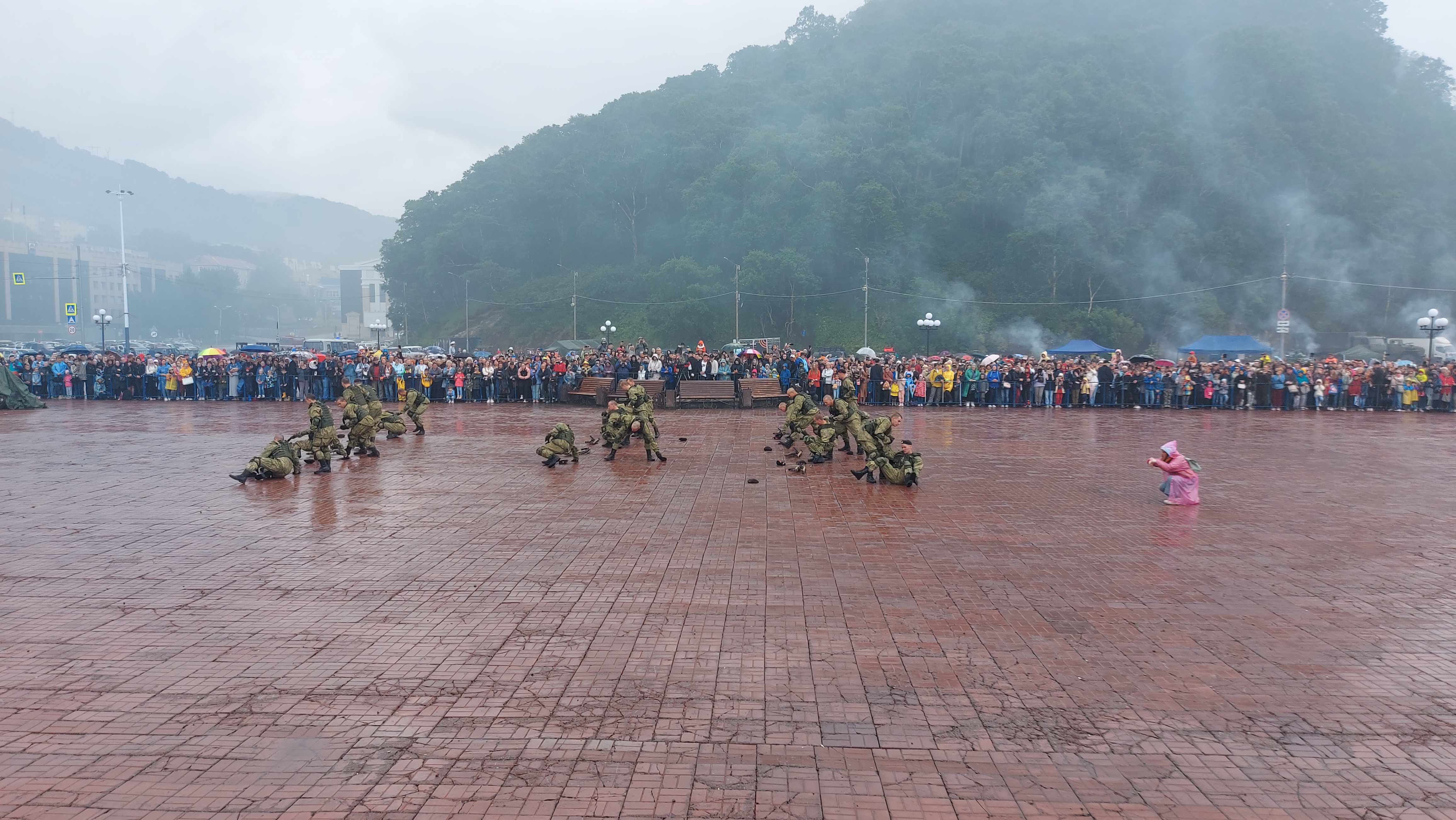 День вмф петропавловск камчатский. Парад ВМФ Петропавловск Камчатский. Парад ВМФ В Петропавловске Камчатском в 2022. День города Петропавловск-Камчатский 2022.