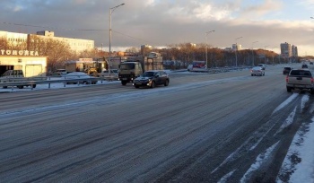 Глава города напомнил о​ безопасности на дорогах в зимний период