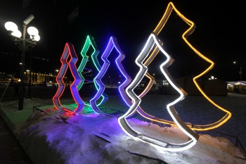  Петропавловск-Камчатский украшают к Новому году