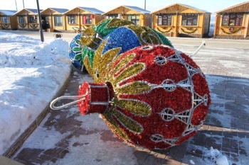В Петропавловске-Камчатском начался демонтаж новогодней атрибутики