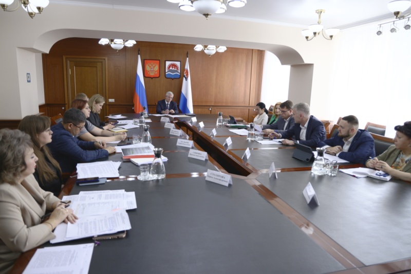 На Камчатке работают федеральные эксперты по обследованию жилфонда