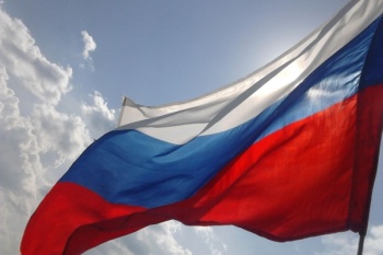 Жителям города предлагают проверить свои знания по истории российского триколора