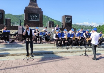 Городской оркестр выступит сегодня в центре краевой столицы