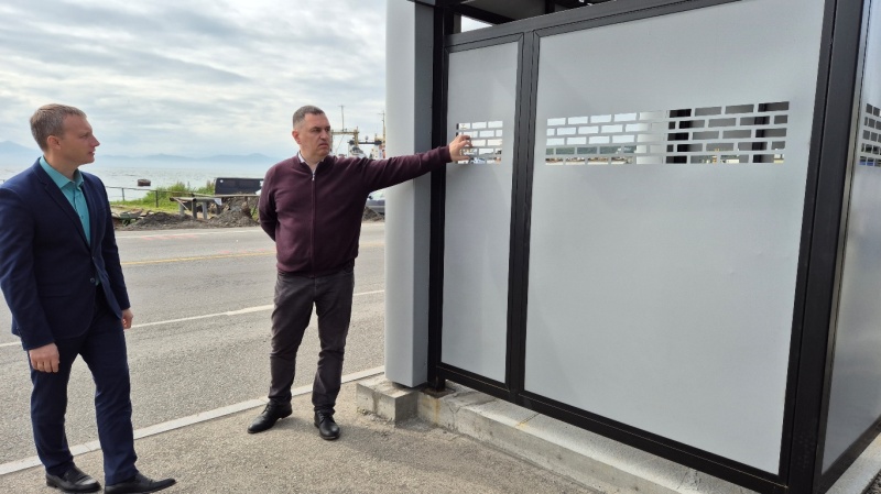 Глава краевого центра Евгений Беляев: В рамках программы развития «Город 20/30» в Петропавловске-Камчатском устанавливаются автобусные павильоны