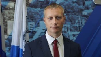 Глава Петропавловска-Камчатского Евгений Беляев поздравил жителей города с Днем знаний